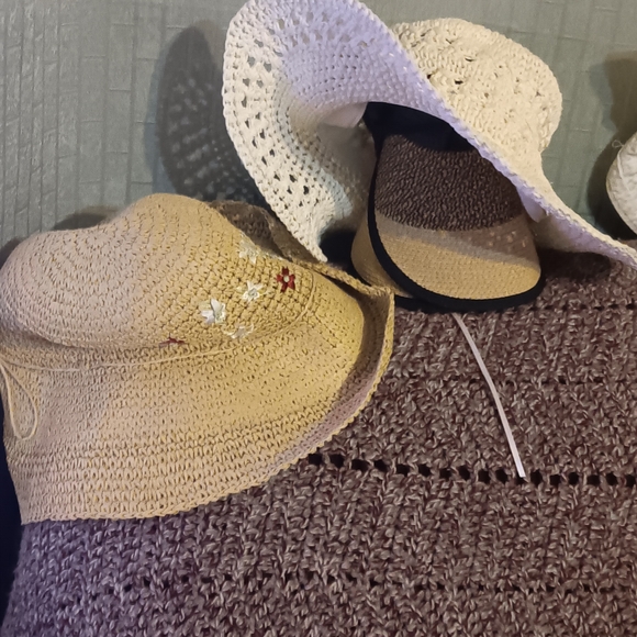variety Accessories - Stylish (6) Crochet Sun Hats Bundle